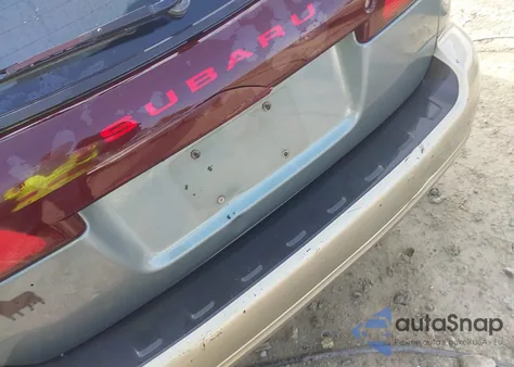 2001 Subaru Outback Limited z USA, uszkodzony, nr VIN 4S3BH686717607003